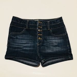 Canyon river Blue Shorts Size 14